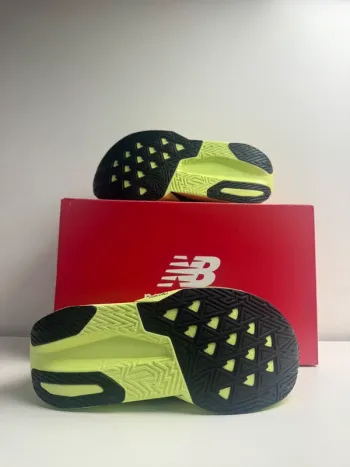 Used New Balance FuelCell Rebel v5 bike — image 2 of 3