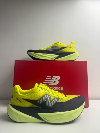 Used New Balance FuelCell Rebel v5 Running Shoes