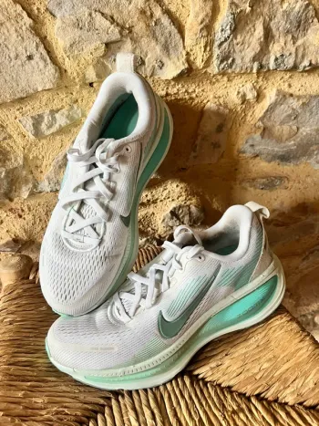 Tweedehands Nike ZoomX Invincible Run Flyknit 3 Running Shoes