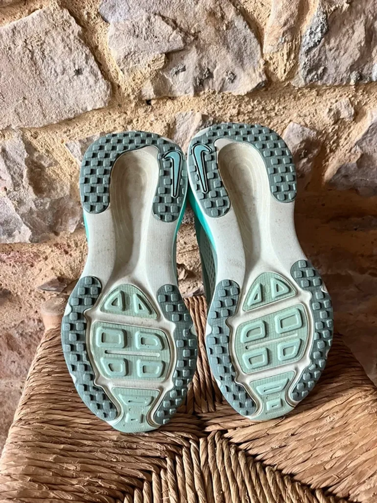 Tweedehands Nike ZoomX Invincible Run Flyknit 3 bike — afbeelding 3 van 5