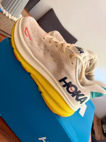 Used Hoka Laufschuhe bike — image 4 of 7
