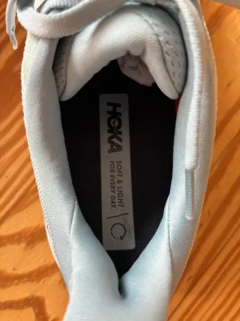 Hoka Clifton 8 bike d'occasion — image 4 sur 10