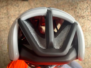 Used Specialized Evade 3 Helmet bike — image 7 of 13