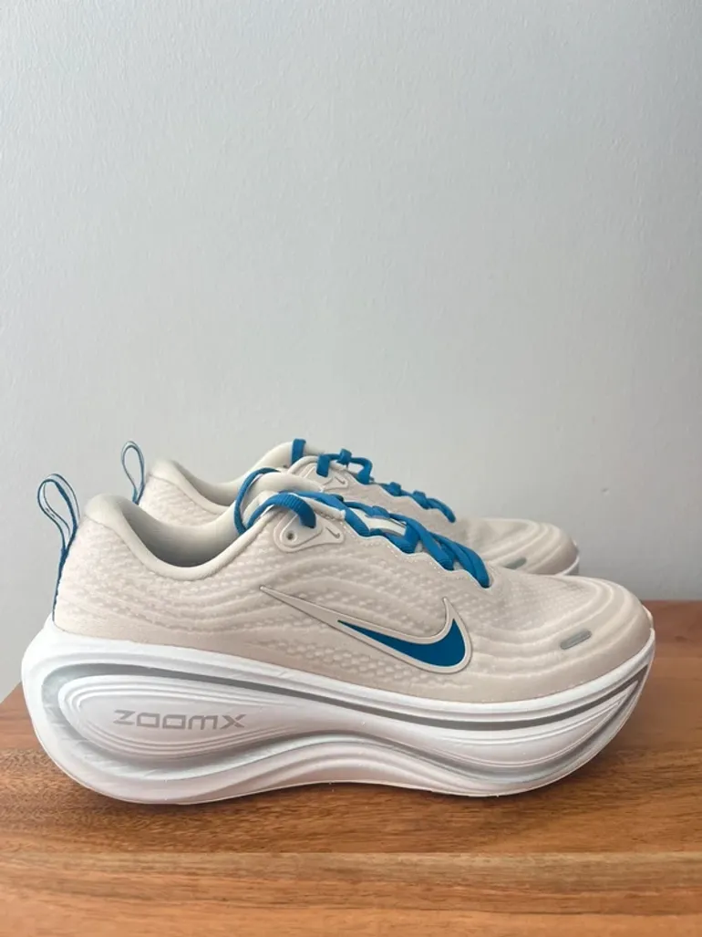 Brugt Nike Vomero Plus bike — billede 2 af 14