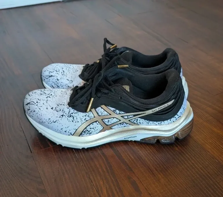 Used Asics GEL bike — image 8 of 8