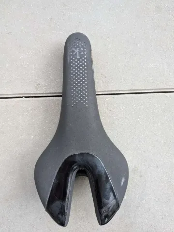 Fizik Ardea TRI Saddle Saddles & Seatposts de segunda mano