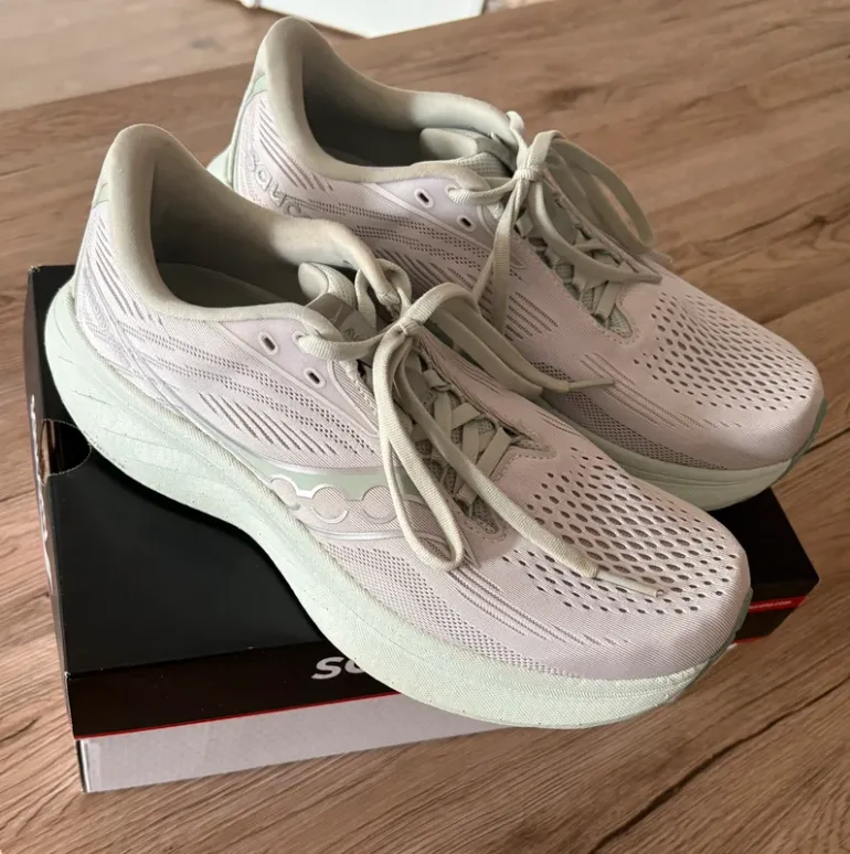 Używany Saucony RIDE 18 bike — zdjęcie 2 z 2
