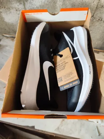 Tweedehands Pegasus Air Zoom 39 Running Shoes