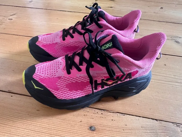 Hoka Challenger 8 bike d'occasion — image 3 sur 5