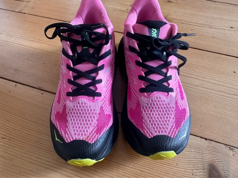Hoka Challenger 8 bike d'occasion — image 2 sur 5