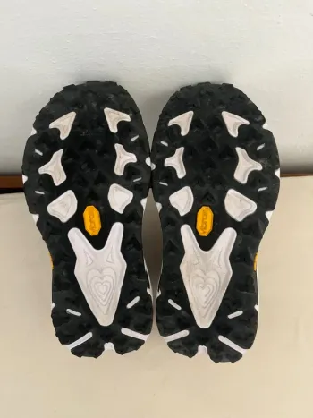 Tweedehands Hoka Speedgoat 7 bike — afbeelding 3 van 5