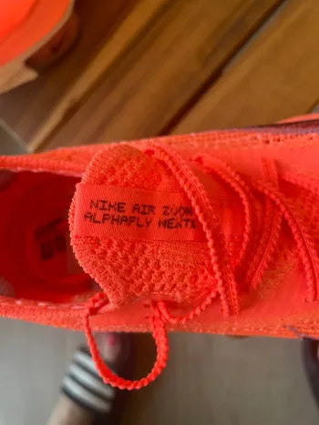 Używany Nike ZoomX Alphafly Next% bike — zdjęcie 2 z 7