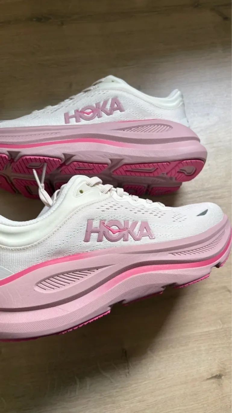 Hoka Bondi bike d'occasion — image 2 sur 8