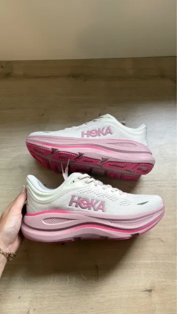 Hoka Bondi Running Shoes d'occasion