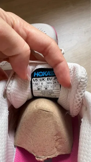 Hoka Bondi bike d'occasion — image 8 sur 8