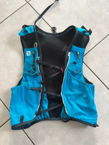 Used Salomon ADV Skin 12 Running Accessories