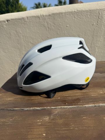 Used Specialized Echelon II MIPS Helmet bike — image 4 of 5