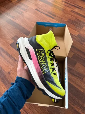 Used Hoka Tecton X3 Running Shoes