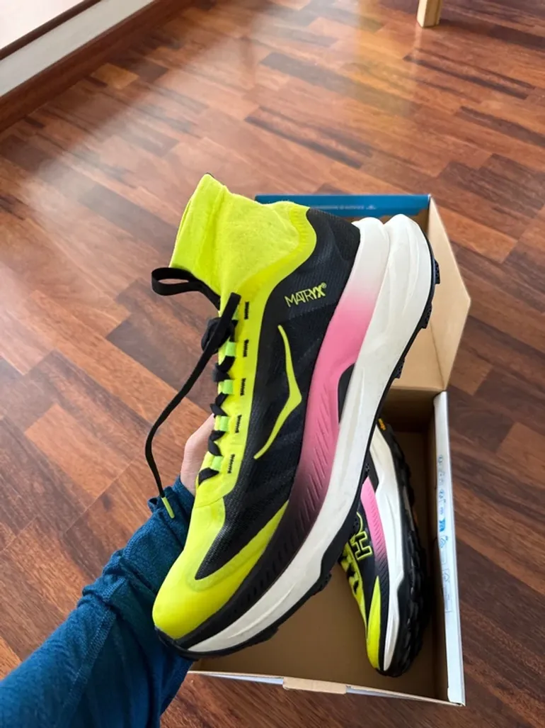 Used Hoka Tecton X3 bike — image 3 of 4