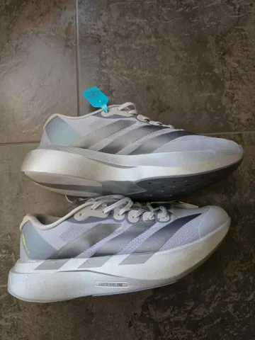 Gebrauchtes Adidas AdiZwro Evo SL Running Shoes