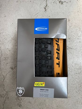 Used Schwalbe Smart Sam Tyres & Tubes
