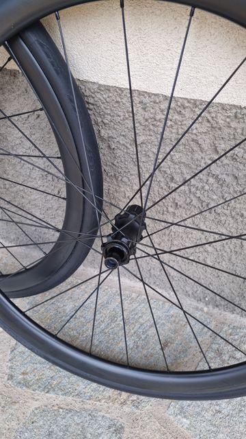 Syncros Capital 1.0 35mm Disc bike usato — immagine 4 di 6