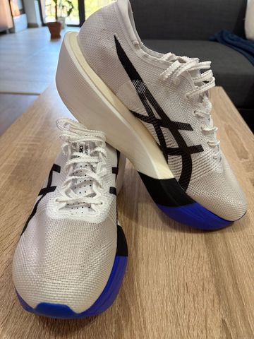 Gebrauchtes Asics Metaspeed Sky Tokyo Running Shoes