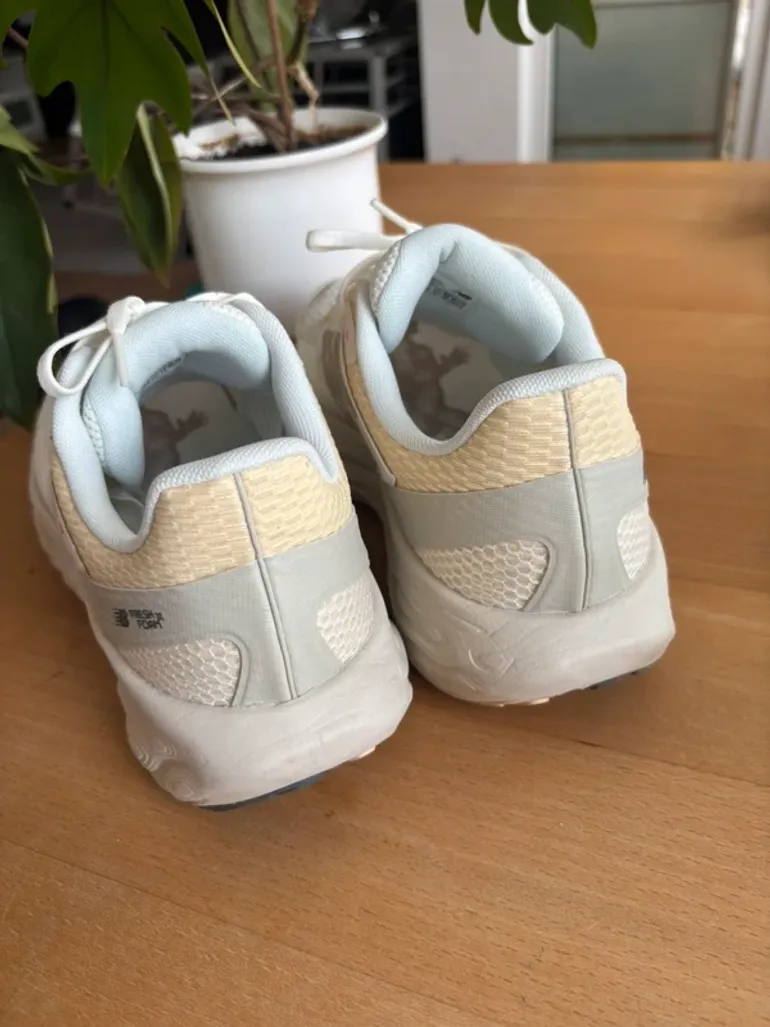 Used New Balance Fresh Foam Trainer bike — image 2 of 6