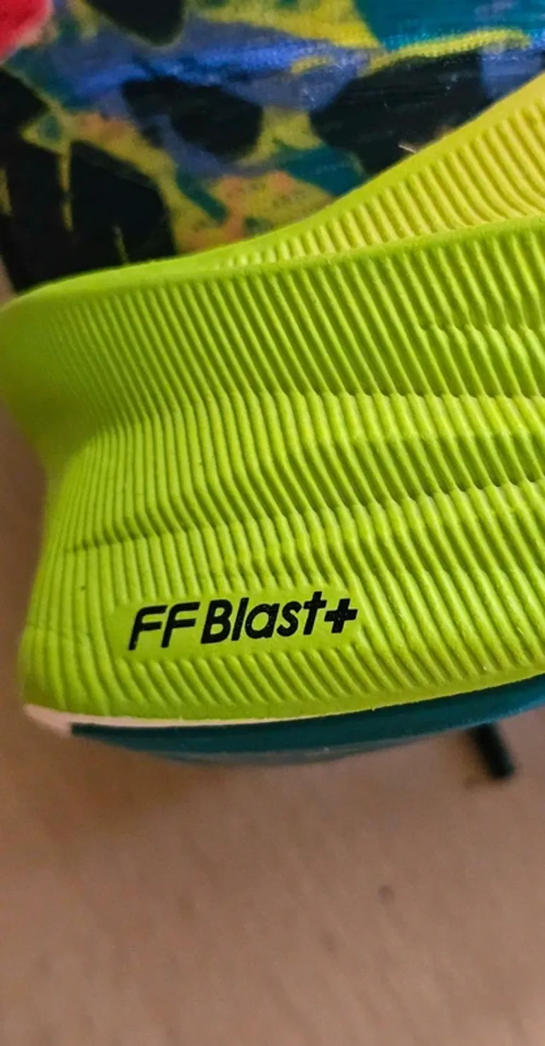 Gebrauchtes Asics Novablast 3 Lite bike — Bild 9 von 11