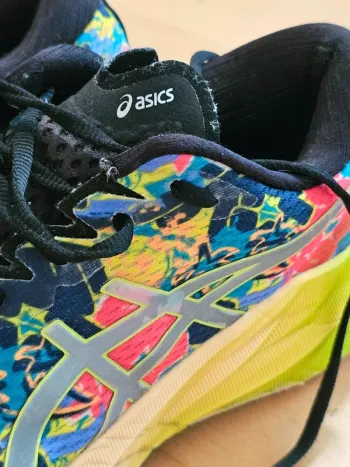 Gebrauchtes Asics Novablast 3 Lite bike — Bild 8 von 11