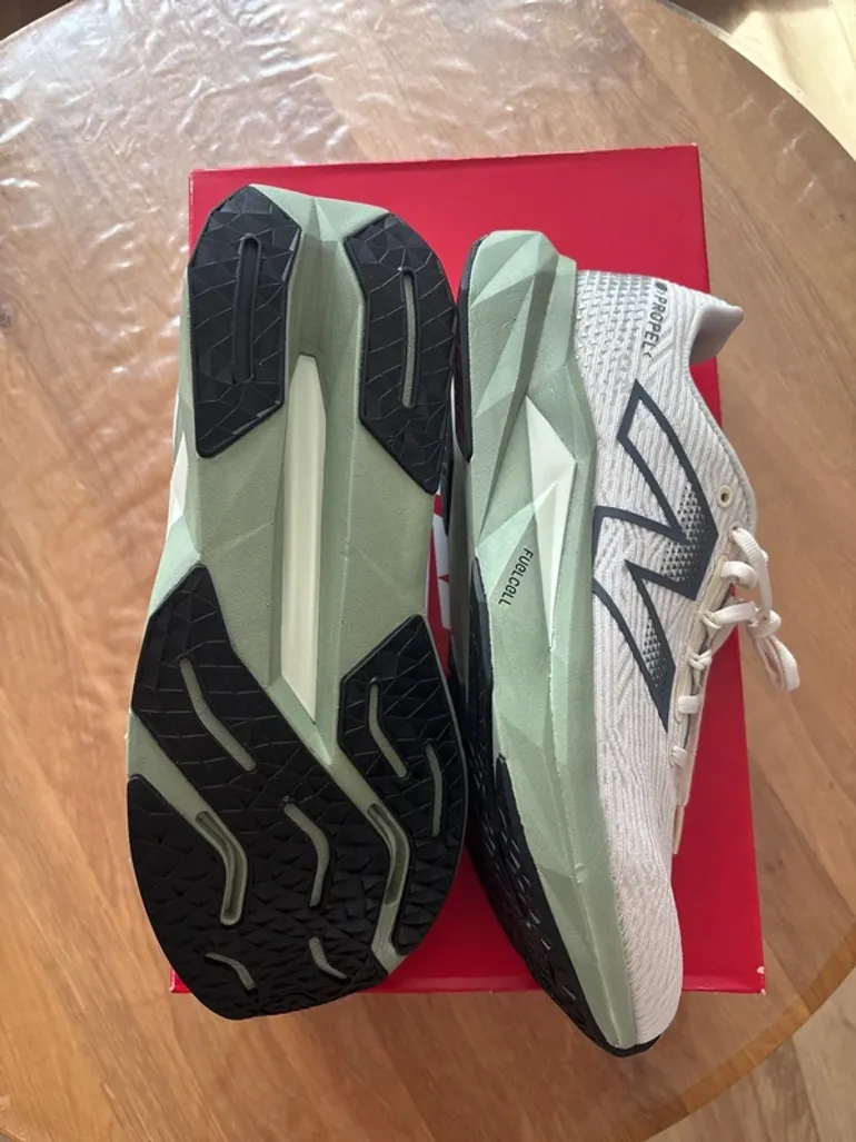 Brugt New Balance Running Trail Shoes bike — billede 4 af 8