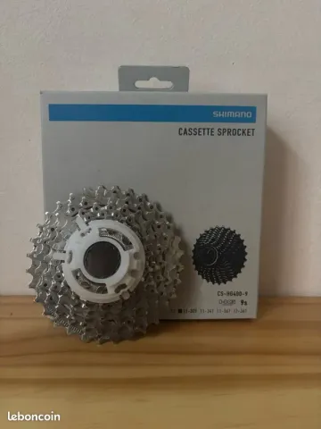 Gebrauchtes Shimano Cassette 9V 11-32T Drivetrain & Pedals