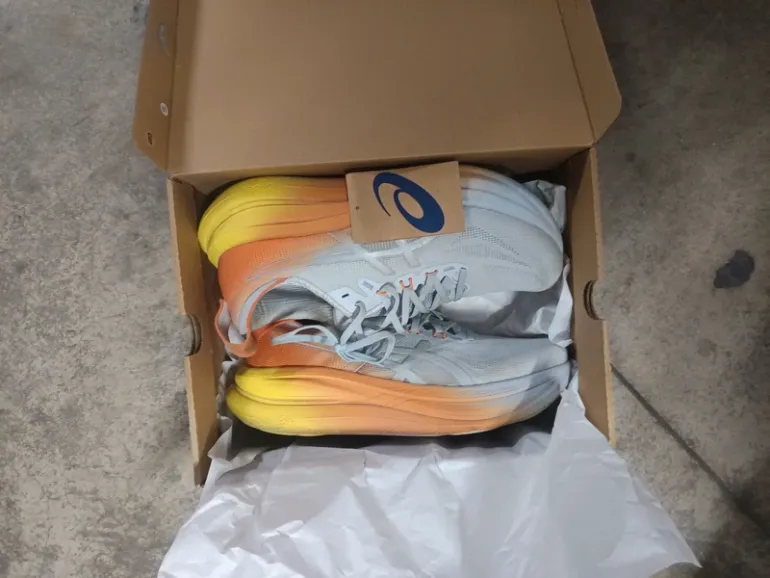 Used Asics Nimbus 28 bike — image 7 of 8