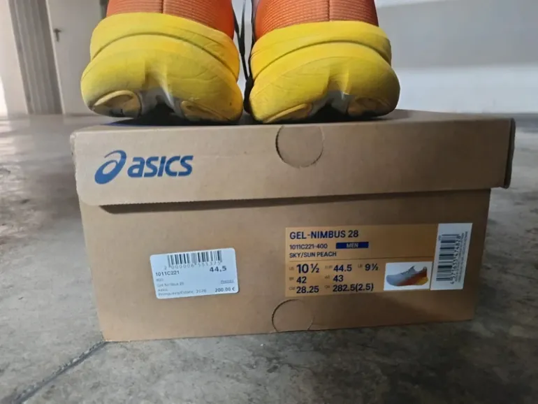Used Asics Nimbus 28 bike — image 6 of 8