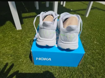 Hoka Clifton 10 bike d'occasion — image 3 sur 6
