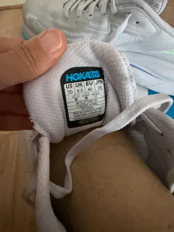 Hoka Clifton 10 bike d'occasion — image 6 sur 6