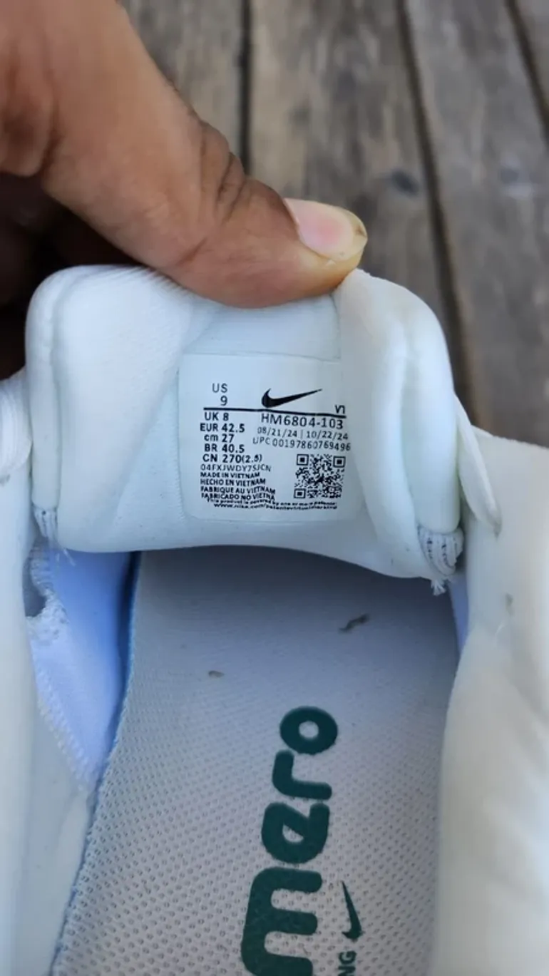 Used Nike Zoom Vomero 18 bike — image 9 of 9