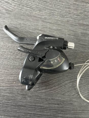 Used Shimano frein et shift  avant 3 plateau ST-EF-L3 bike