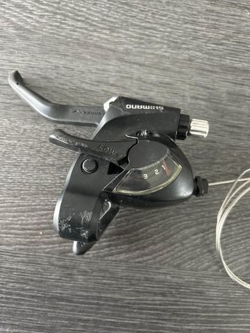 Shimano frein et shift shimano avant 3 plateau ST-EF-L3 Drivetrain & Pedals d'occasion