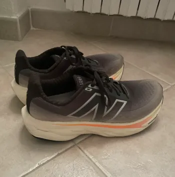 Used New Balance 1080 Running Shoes