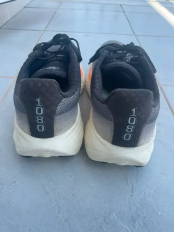 Used New Balance 1080 bike — image 3 of 5