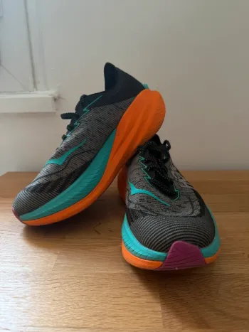 Gebrauchtes Hoka Mach X2 Running Shoes