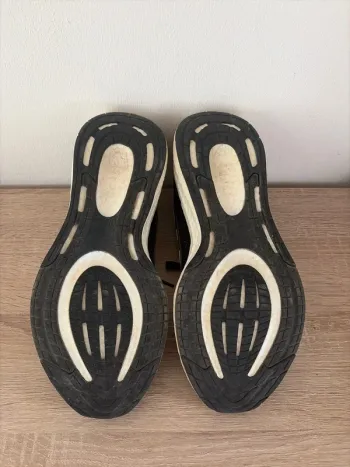 Použité Adidas Pureboost 22 bike — obrázek 5 z 6