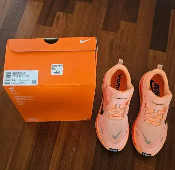Gebrauchtes Nike Vomero Plus Running Shoes