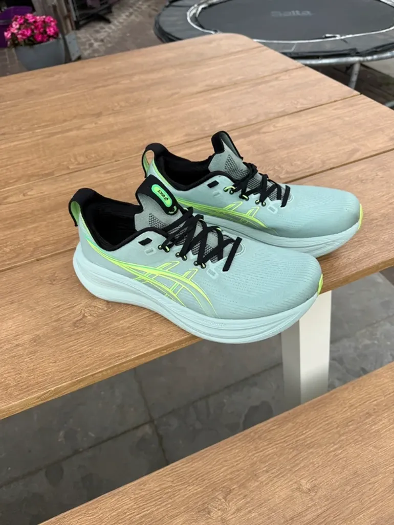Tweedehands Asics Gel-Nimbus bike — afbeelding 4 van 8