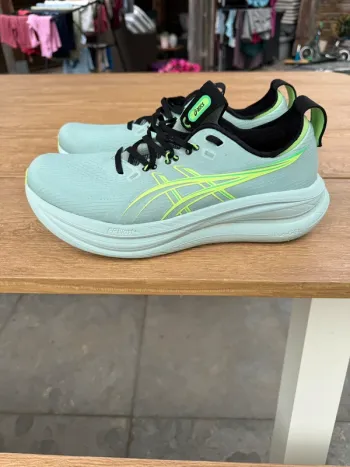 Tweedehands Asics Gel-Nimbus bike — afbeelding 6 van 8