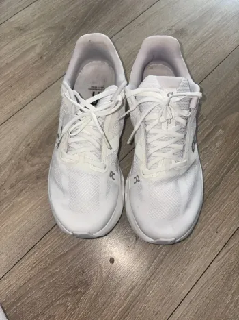 Used On Running On Blanche Running Shoes Running Shoes
