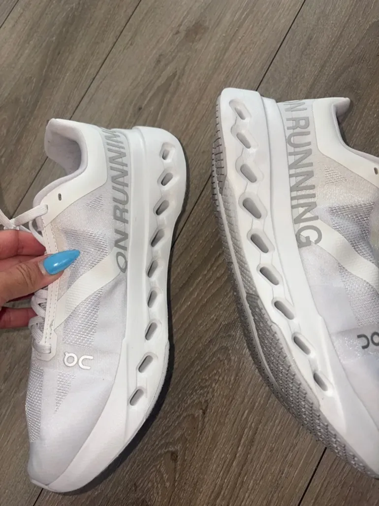 On Running On Blanche Running Shoes bike de segunda mano — imagen 5 de 9