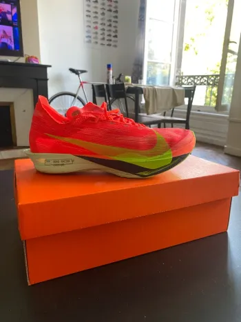 Käytetty Nike ZOOMX streakfly 2 bike — kuva 2 / 6