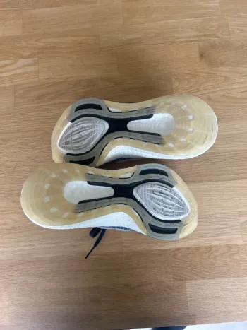 Gebrauchtes Adidas Ultra Boost bike — Bild 5 von 7